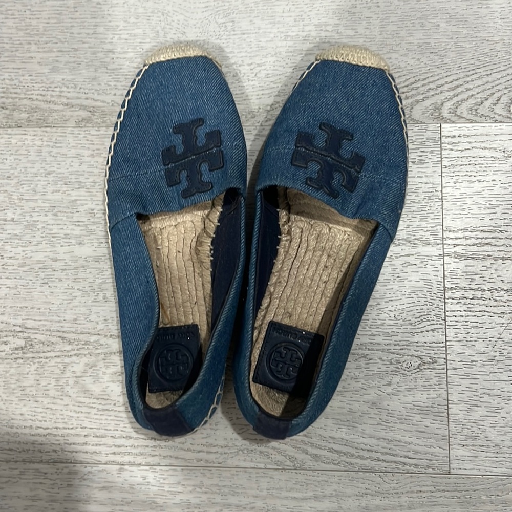 Tory Burch sandals hardly worn not sold anymore limited edition